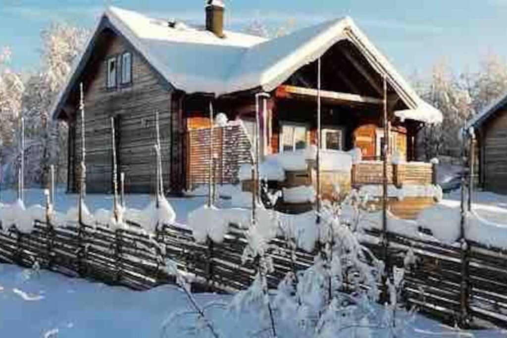 Cabin In Bruksvallarna 외부 사진